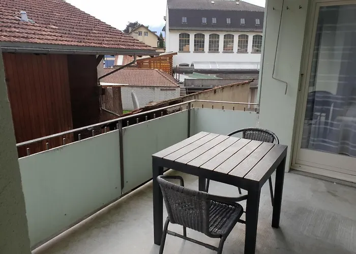 Swiss Holidays-city Apartman *